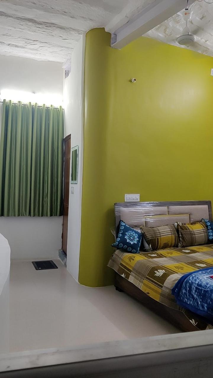Ugs Guest House Джодпур Екстериор снимка